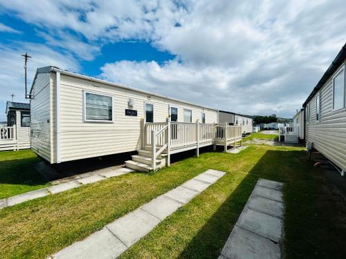 The Pad- 3 bed 2 bath, caravan Lido Beach