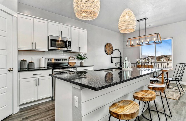 ☼ THE PALM HOUSE ☼ Au Meridian - Nouvelle maison dans un excellent emplacement!
