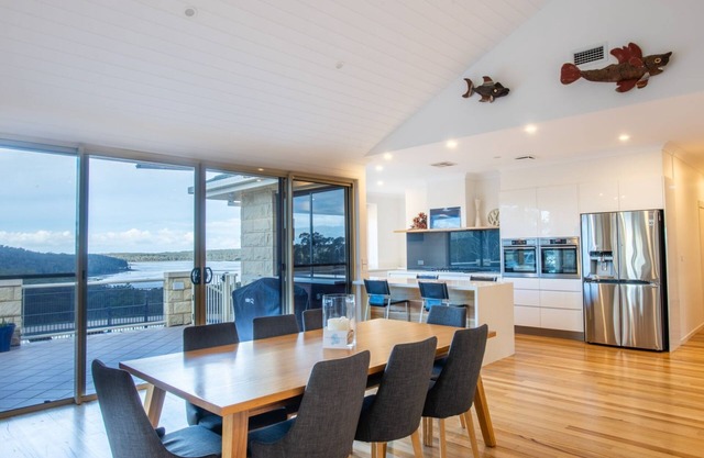 The Peninsula - Luxury home surrounded by the Pambula River Mouth
