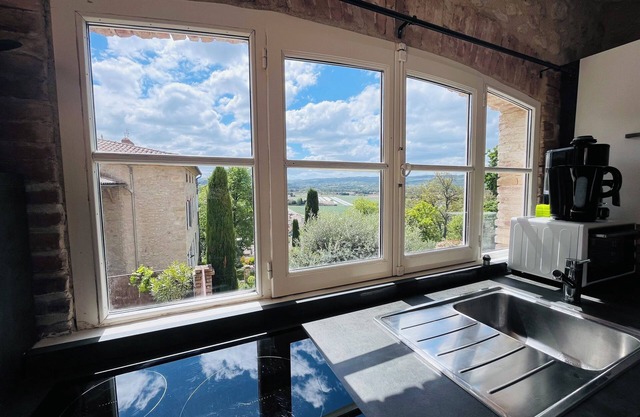 La maison perchée du village d'Allex