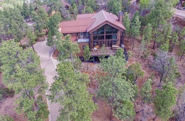 The perfect cabin and casita! Amazing views and fun outdoor activities.
