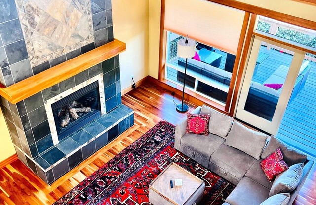 The Perfect Holiday! Extremely Spacious, Pet Friendly House.