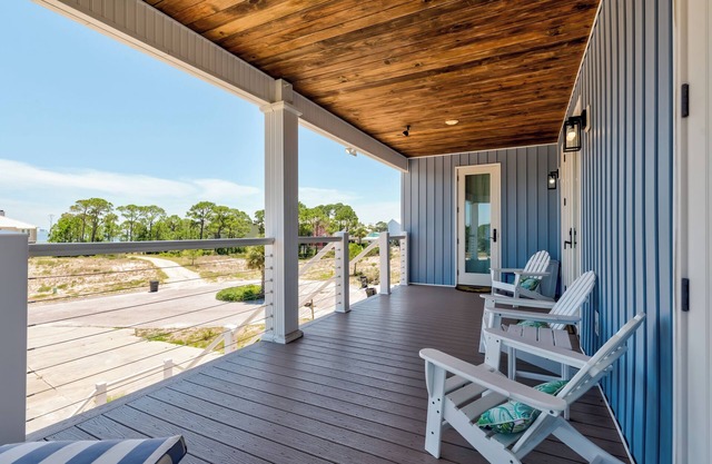 The Periwinkle| New Listing| Spring/Summer Availability!