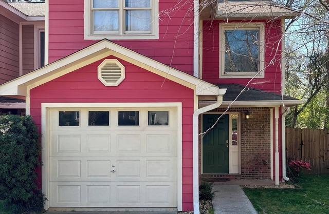 The Pink House!!