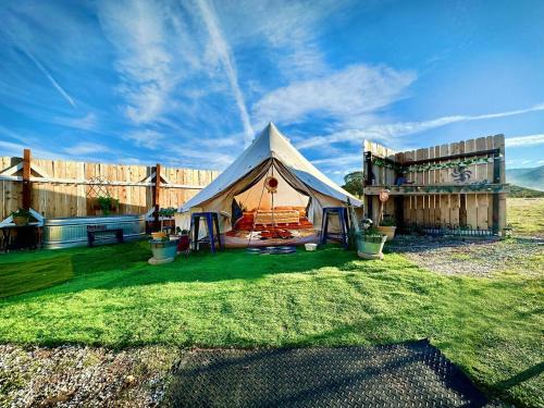 The Pink Pony Yurt, New Cuyama, CA