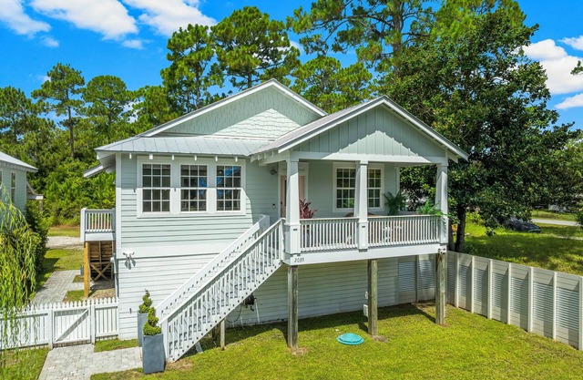 The Pink Snapper-10 min from beach, 3min from boat ramp in Santa Rosa Beach.