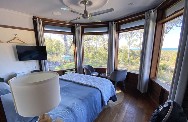 The Pool House – Crescent Head - Stunning Ocean Views, Pet Friendly