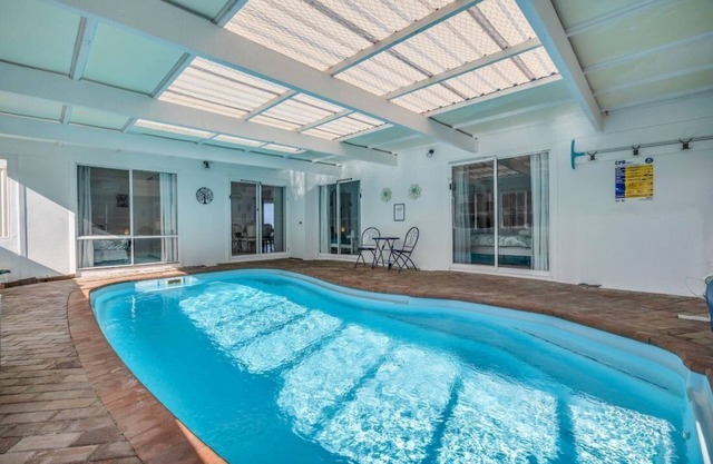 The Pool House in Tura