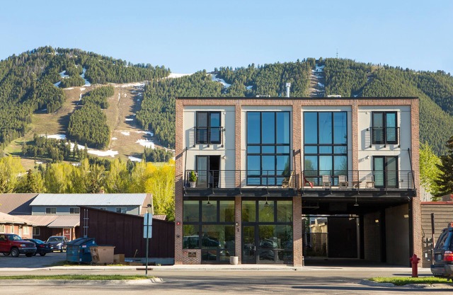 Le pouls de Jackson Hole, Town Square Luxury