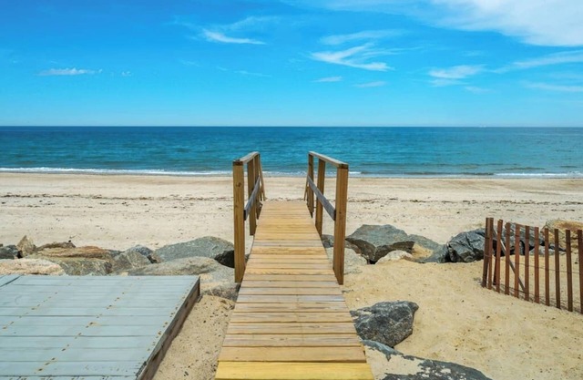The Quarterdeck | Unwind with peace of mind