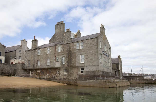 The Queen's Hotel