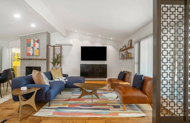 The Radical Retro at the EXPO! 3 BR/2 BATH