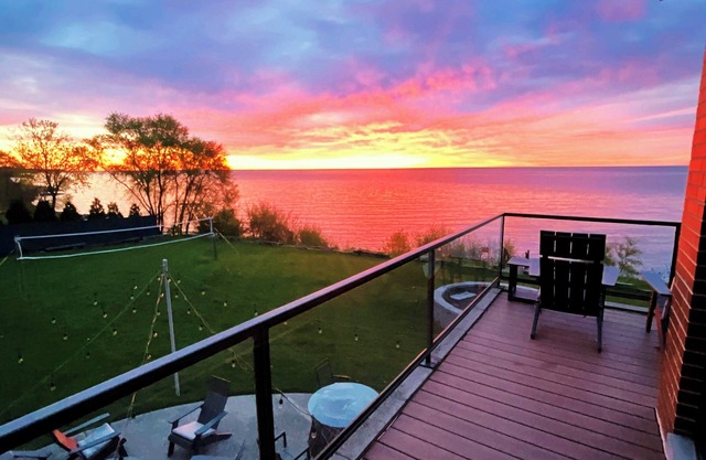 Spectaculaire retraite Kenosha Lake Michigan Waterfront pour 12