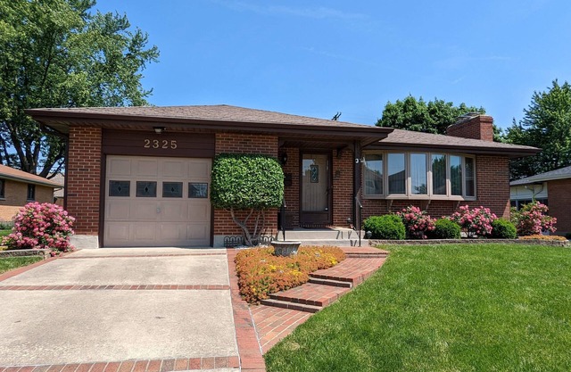 The Retro Bungalow in Dayton