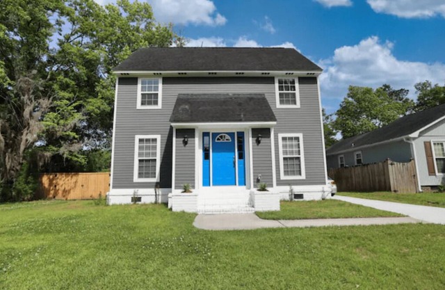 The Ritz Angela: Premier 3br + Game Room!
