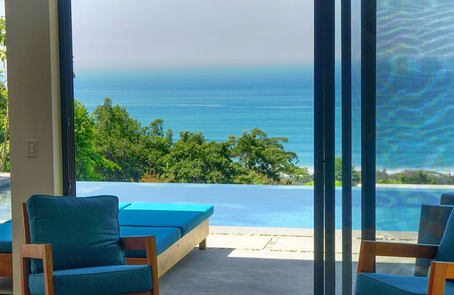 The Rock House: superbe maison de luxe avec vue sur l'océan et piscine privée à débordement