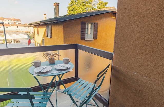 The Roman Villa View - Italian Homing