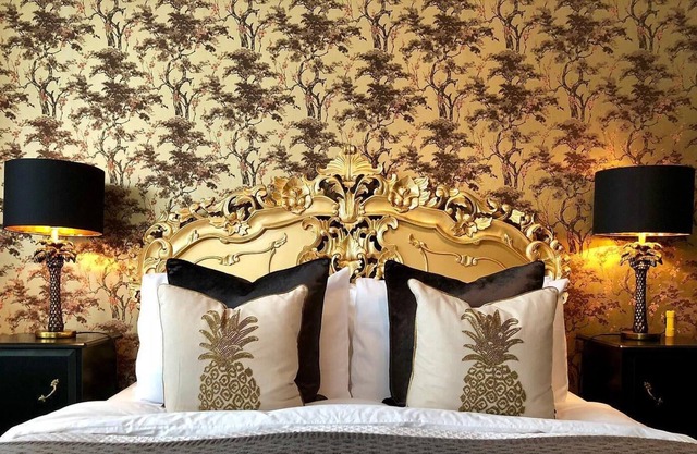 Le Pavillon Royal @ LA NICHE