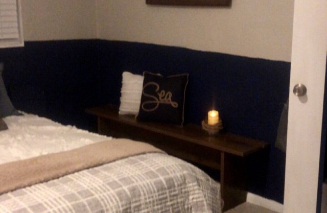 The Sailor’s Cove: A cozy B&B where you can feel at home.