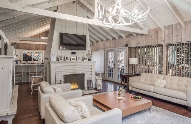 The Sanctuary at Ruidoso | River View, Fireplace!