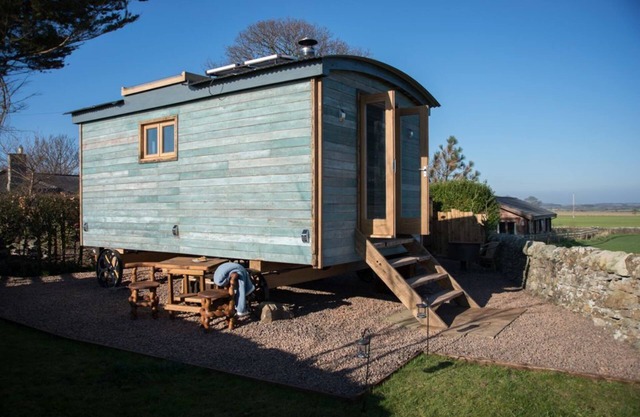 The Sanderling - sleeps 2 guests in 1 bedroom