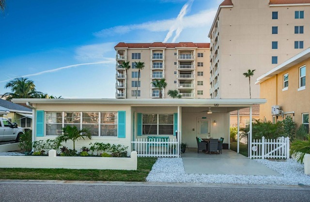 The Seagull beach cottage is steps to the beach.