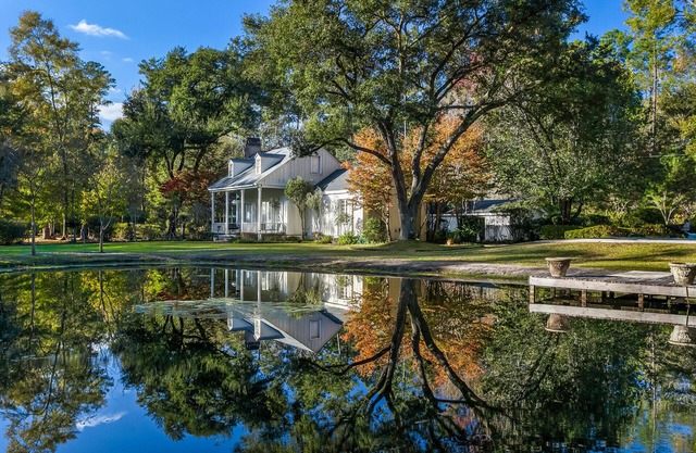 Le jardin secret est situé à Covington, en Louisiane. Vraiment unique en son genre!