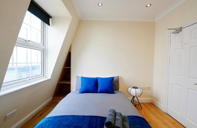 The Shakespeare Residence in Kings Cross!!! 3 Floors