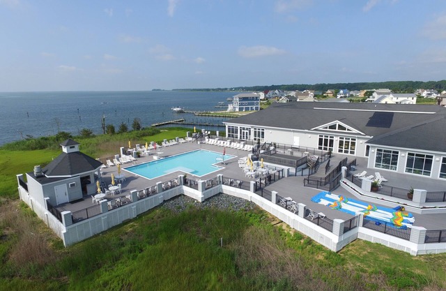The Shore Shanty - 25 minutes to Chincoteague!
