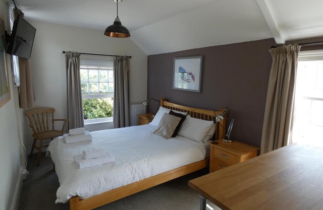 The Sloop Inn
