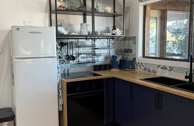 ‘The Smithy’ - Newly renovated coastal home with a 5 minute walk to the beach