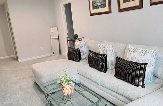 Elegant kingbed 3b2bt Spacious apartment