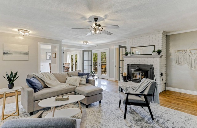 The Spero Château | Comfortable ^ Spacious