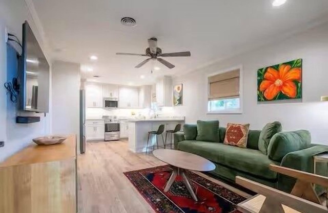 The Square on Old Sardis Rd Cozy 4plex by VDV
