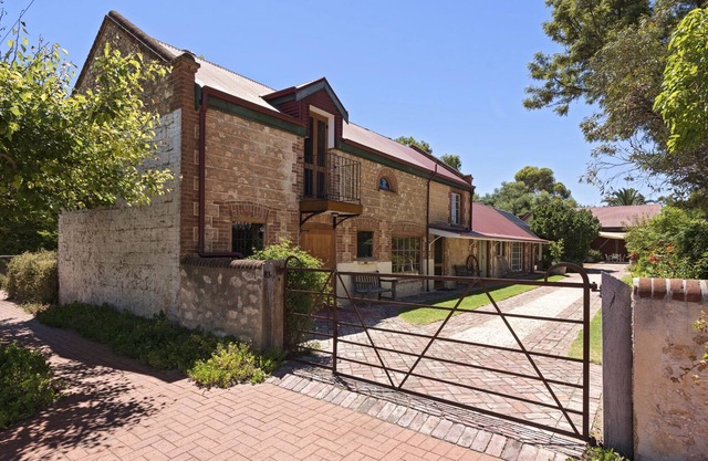 The Stables BnB, Shiraz Suite situé au centre de Langhorne Creek