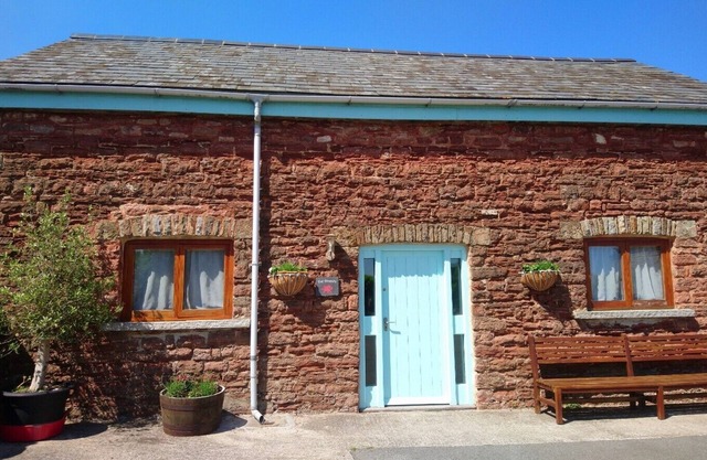 Large-Cottage-Douche-Vue sur la campagne-The Stables