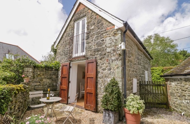 Le Studio, SHAFTESBURY