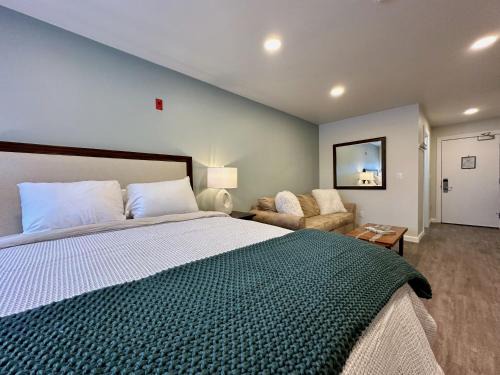 The Suites 1BR with Ski rental