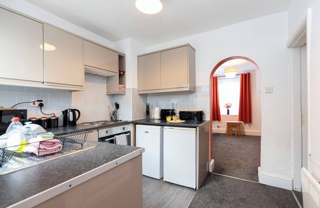 The Terrace by the market. 2 bedroom terraced house close to the centre of town.