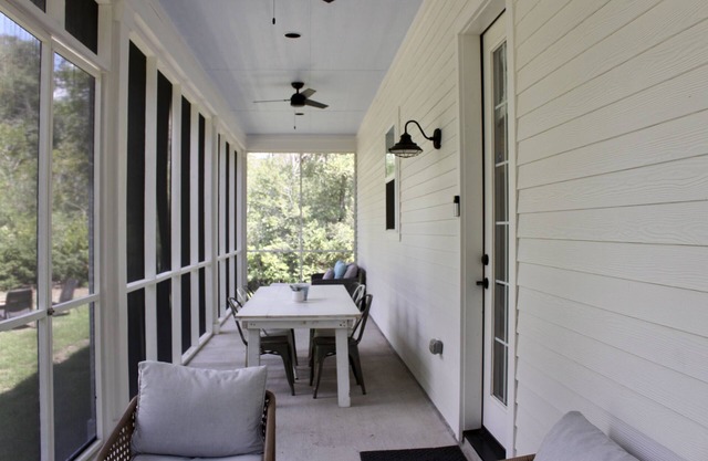 The Top @ Round Top | Escape to the country!
