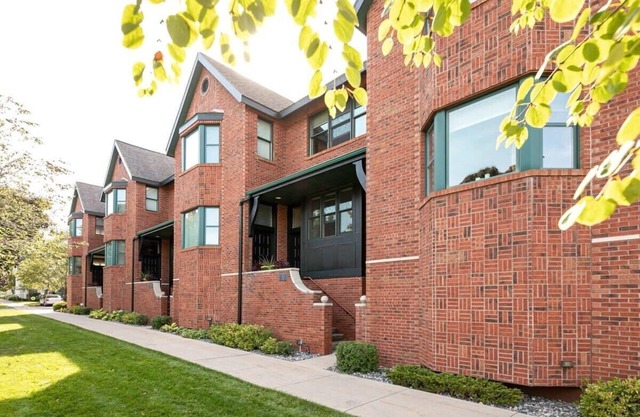 The Townhouse in the Heart of Traverse City