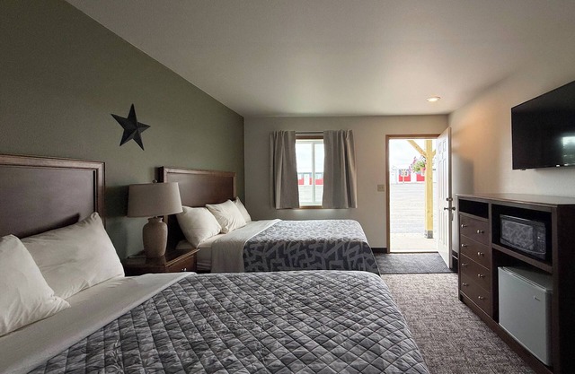 The Hilltop Motel & RV Sites - Selby, SD - Hwy 12, Hwy 83
