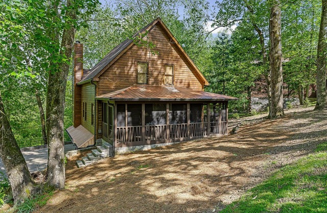 The Treehouse Cabin Mins to Center Hill Marina Caney Fork River Edgar Evins Park