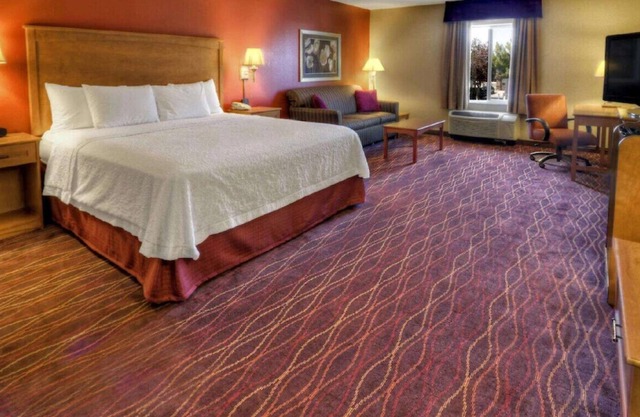 The Ultimate Luxury Getaway for Couples! Free WiFi
