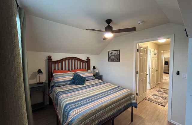 The Upstairs Guest House, 10 minutes from Alamosa, 15 from Monte Vista