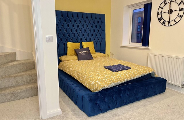 The Valley - Luxurious New Build House W/ Anfield Stadium View!