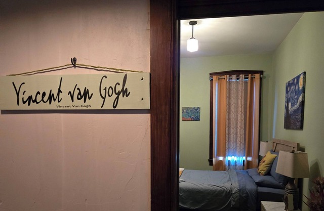The Artists Suites, Vincent Van Gogh Suites