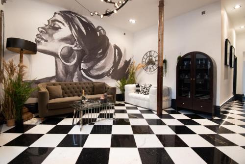 The Vault Luxury Apartment