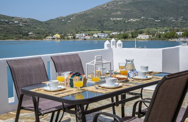 Cycladic Deluxe House avec vue splendide sur la mer