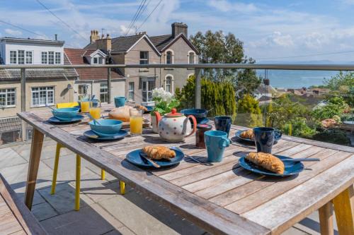 The Views - Mumbles
